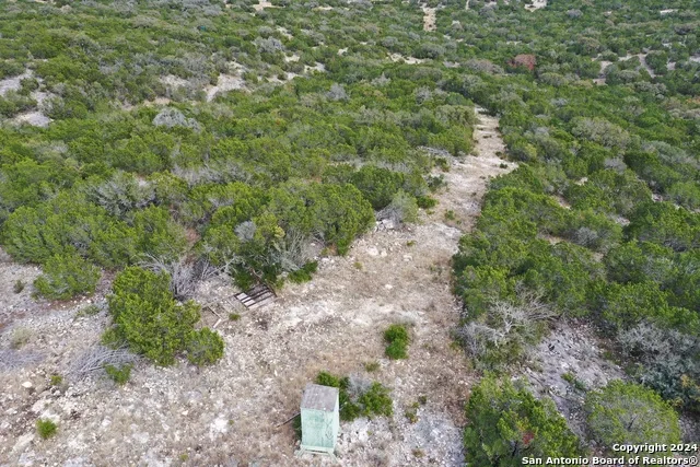 1048 SD 46067 Rocksprings, TX 78880