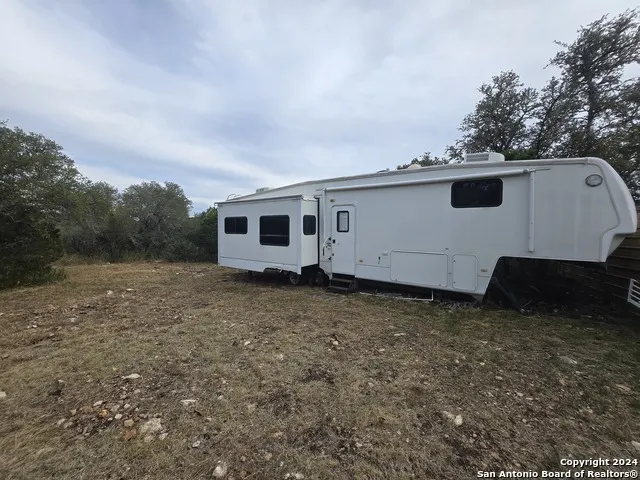 1048 SD 46067 Rocksprings, TX 78880