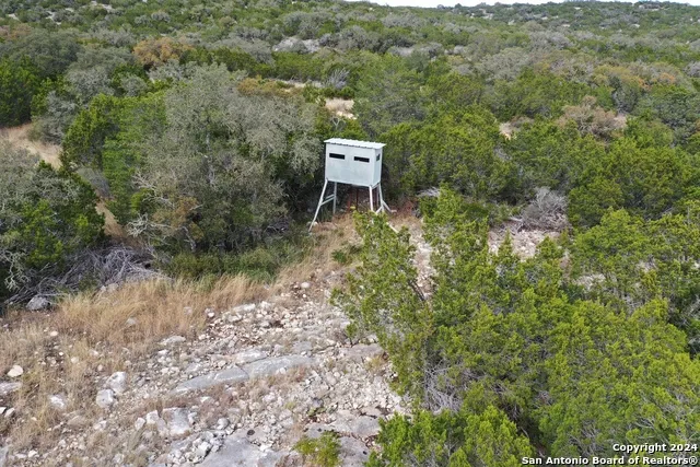 1048 SD 46067 Rocksprings, TX 78880