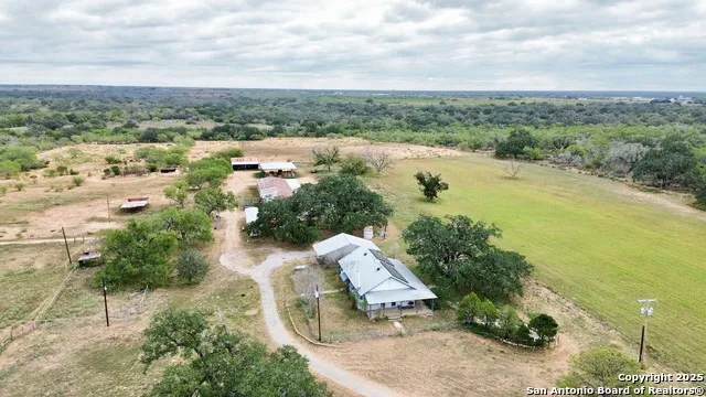2880 2nd Pleasanton, TX 78064
