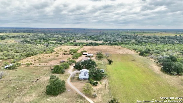 2880 2nd Pleasanton, TX 78064