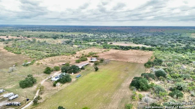 2880 2nd Pleasanton, TX 78064