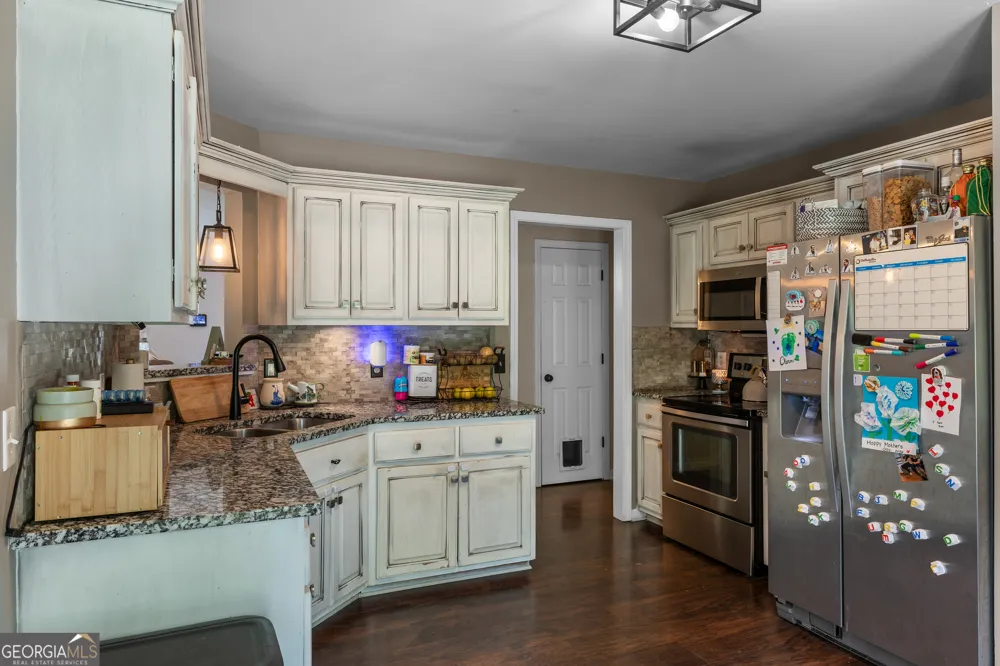 106 Summerfield CT Calhoun, GA 30701