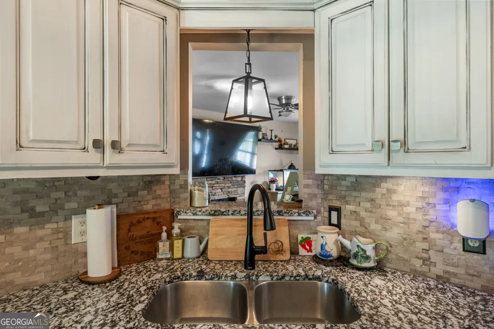 106 Summerfield CT Calhoun, GA 30701