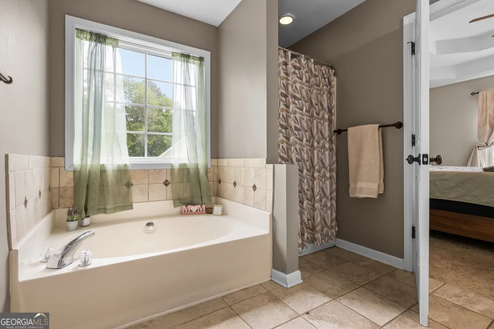 106 Summerfield CT Calhoun, GA 30701