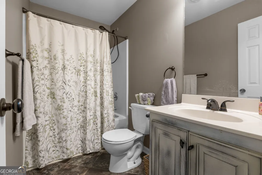 106 Summerfield CT Calhoun, GA 30701