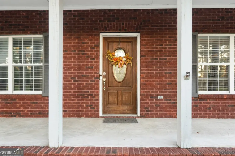 2784 Autumn Ridge LN Waycross, GA 31501