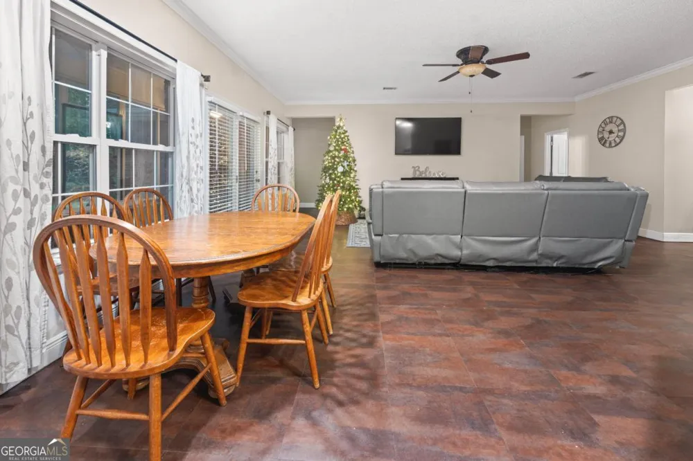 2784 Autumn Ridge LN Waycross, GA 31501
