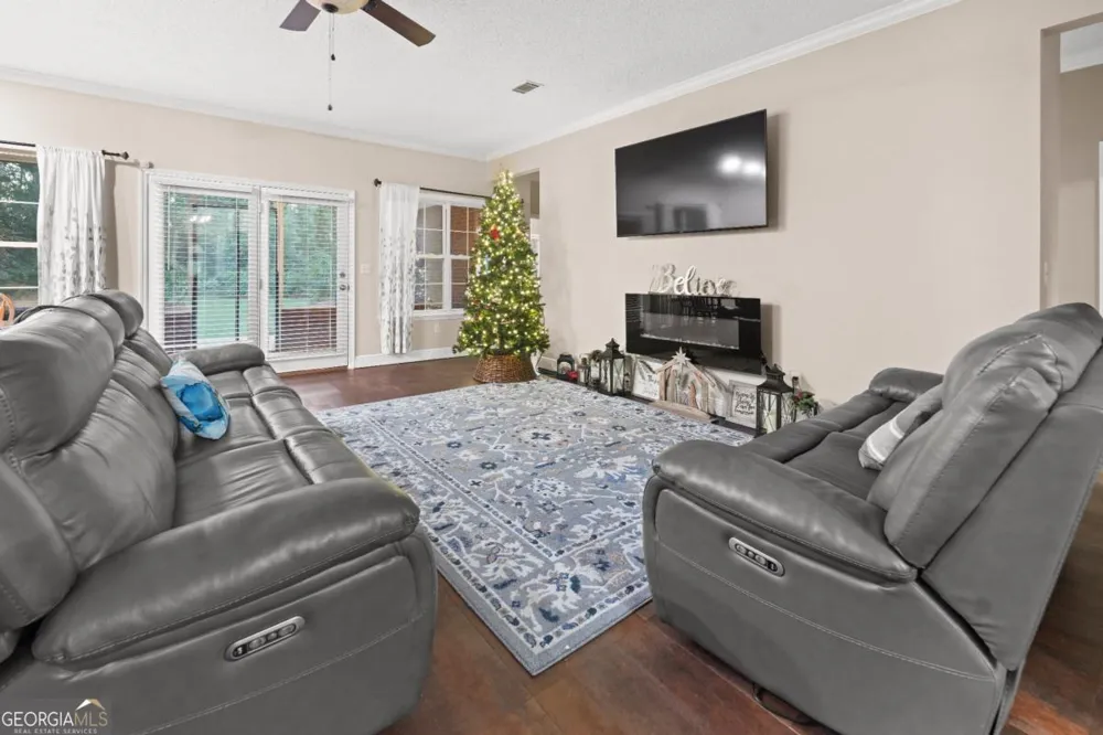2784 Autumn Ridge LN Waycross, GA 31501