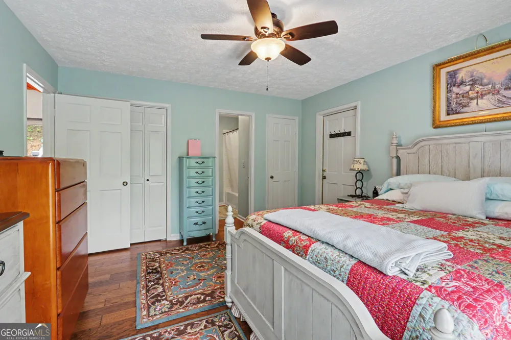 854 Saddleback CIR Dillard, GA 30537
