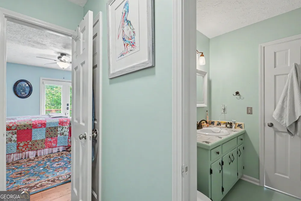 854 Saddleback CIR Dillard, GA 30537