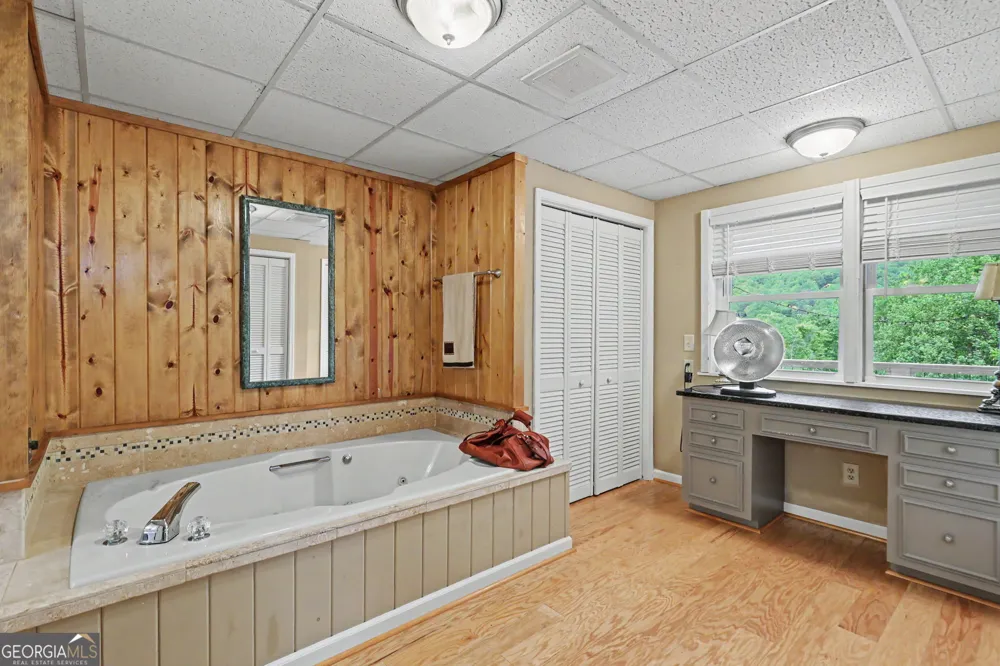854 Saddleback CIR Dillard, GA 30537