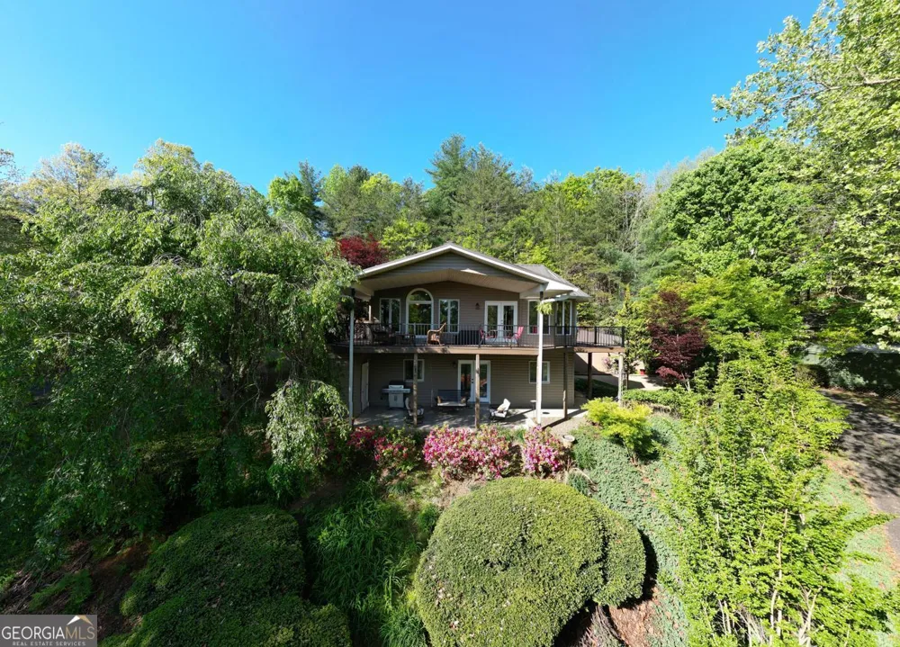 5940 Jackson LN Young Harris, GA 30582