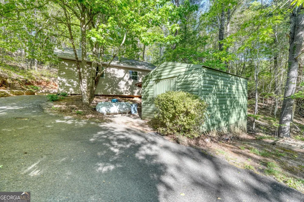 5940 Jackson LN Young Harris, GA 30582