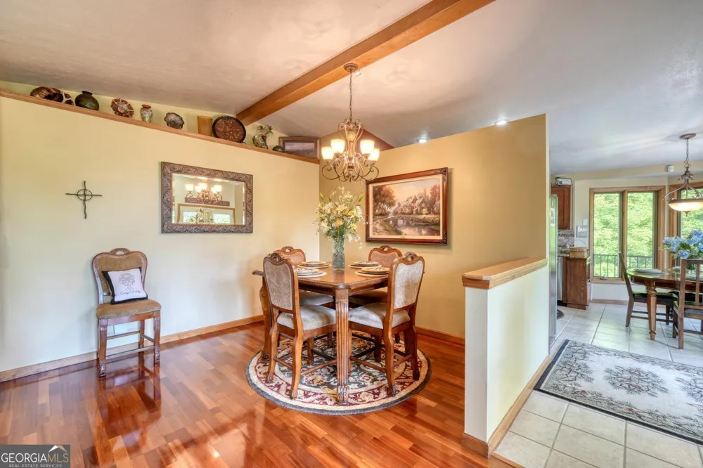 5940 Jackson LN Young Harris, GA 30582