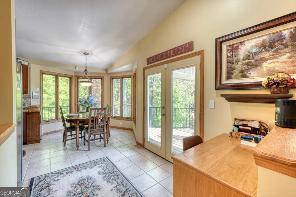 5940 Jackson LN Young Harris, GA 30582