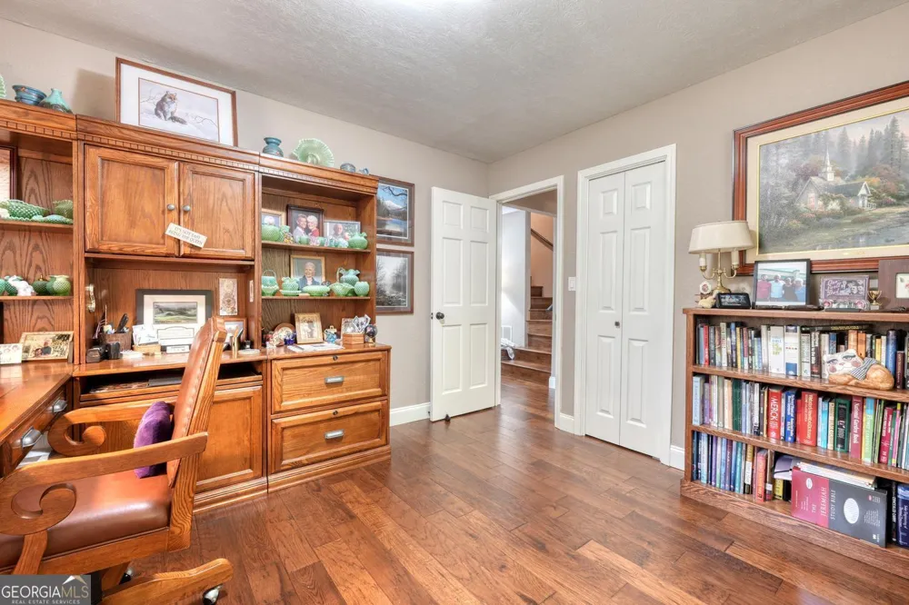 5940 Jackson LN Young Harris, GA 30582