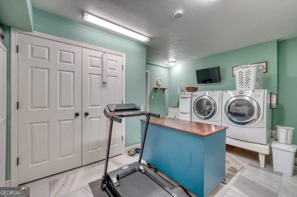 5940 Jackson LN Young Harris, GA 30582