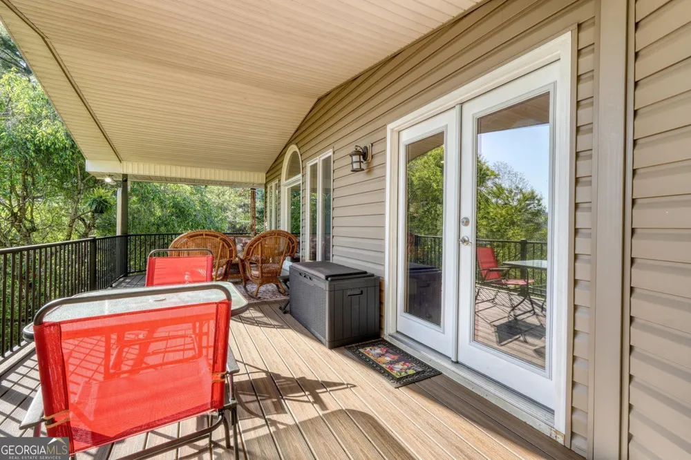 5940 Jackson LN Young Harris, GA 30582