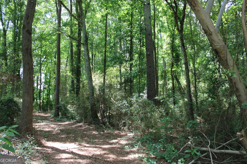 2 Neese Commerce RD Commerce, GA 30529