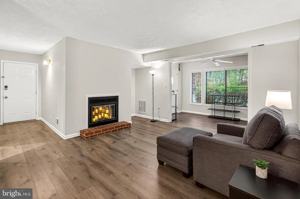 2251 HUNTERS RUN DRIVE #2251 Reston, VA 20191