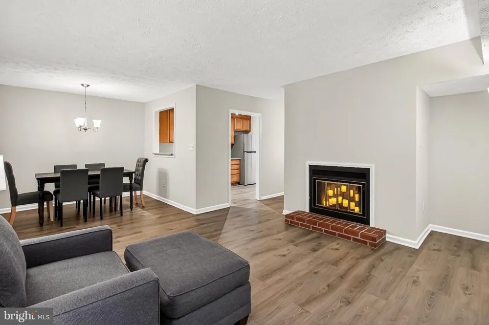 2251 HUNTERS RUN DRIVE #2251 Reston, VA 20191