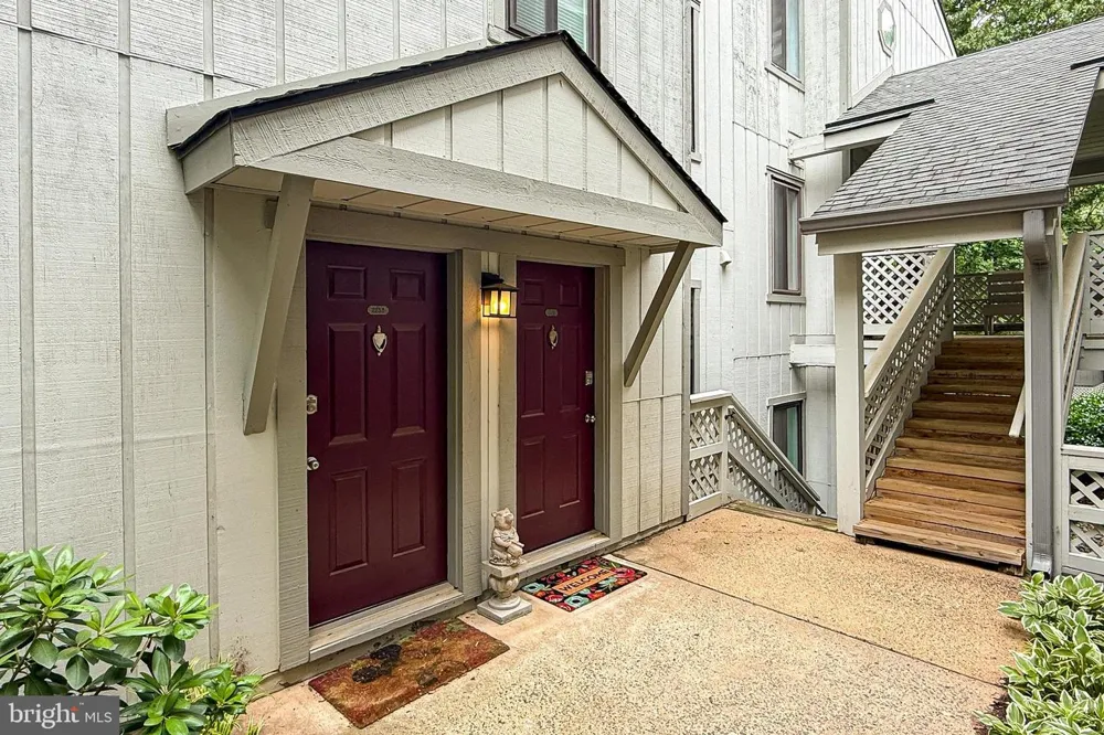 2251 HUNTERS RUN DRIVE #2251 Reston, VA 20191