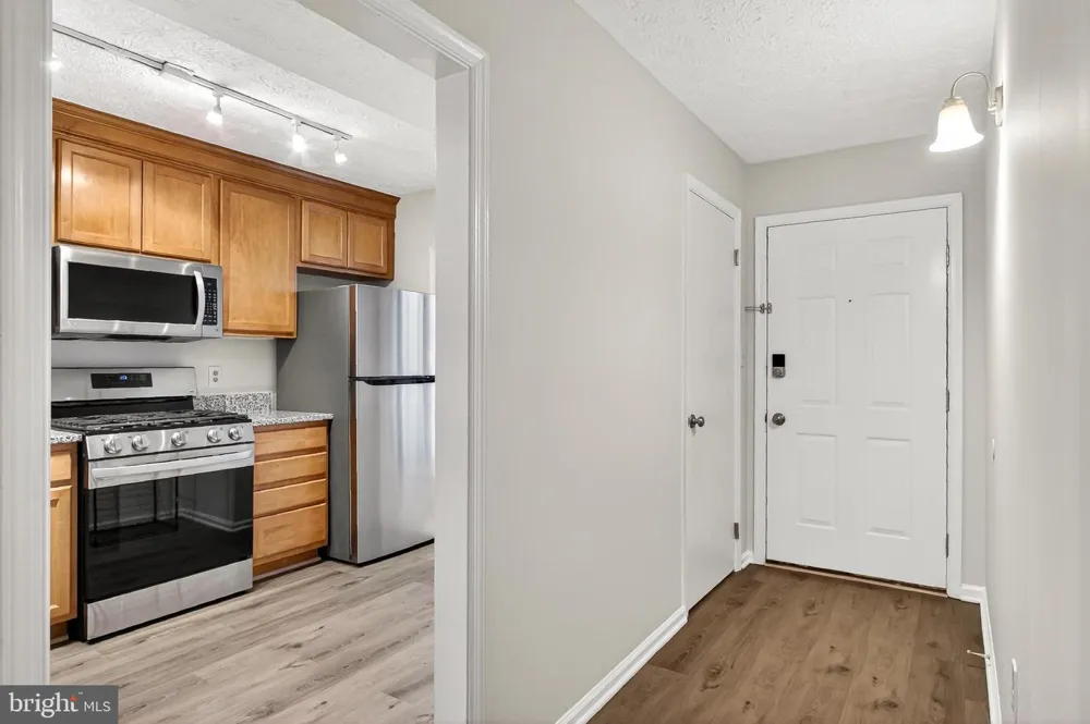 2251 HUNTERS RUN DRIVE #2251 Reston, VA 20191