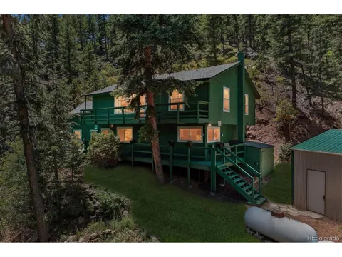 1833 Hidden Valley Road