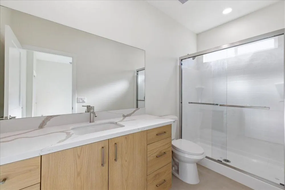 30125 Avenida Juarez Cathedral City, CA 92234