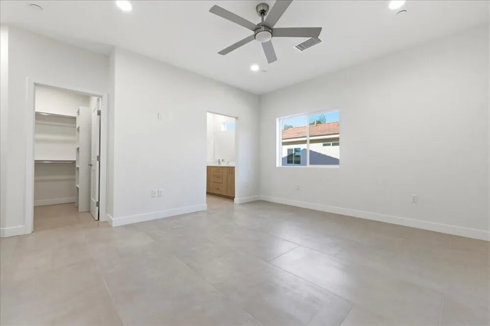 30125 Avenida Juarez Cathedral City, CA 92234