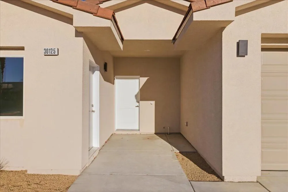 30125 Avenida Juarez Cathedral City, CA 92234