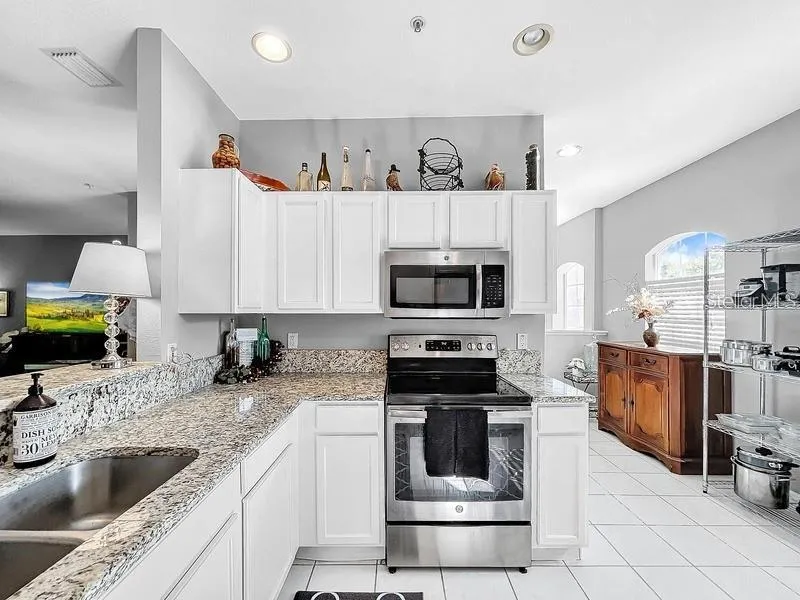 14 SEAGRAPE CIRCLE Clearwater, FL 33759