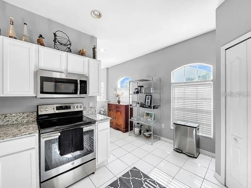 14 SEAGRAPE CIRCLE Clearwater, FL 33759