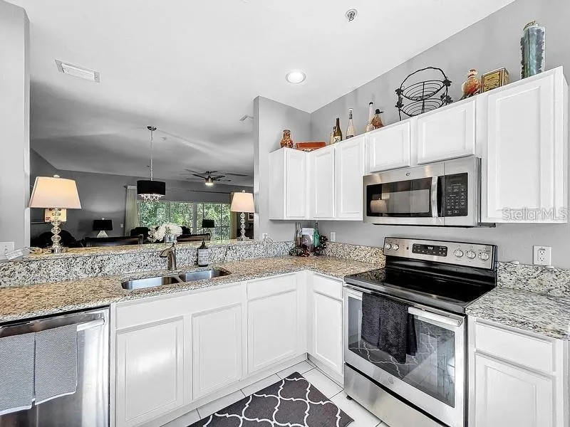 14 SEAGRAPE CIRCLE Clearwater, FL 33759