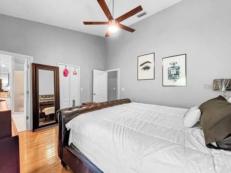 14 SEAGRAPE CIRCLE Clearwater, FL 33759