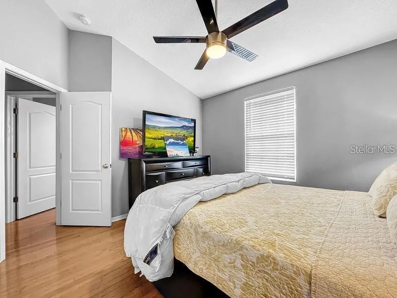 14 SEAGRAPE CIRCLE Clearwater, FL 33759