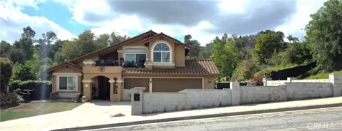 12 Franciscan Place