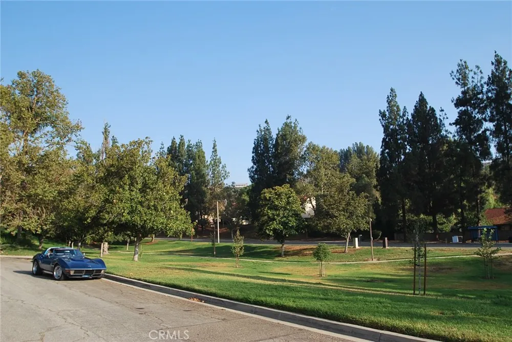 12 Franciscan Place Phillips Ranch, CA 91766
