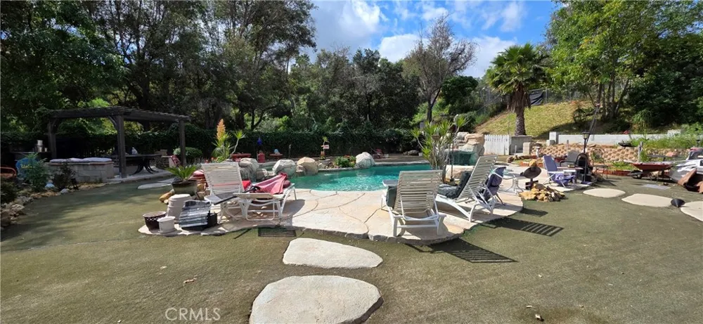 12 Franciscan Place Phillips Ranch, CA 91766