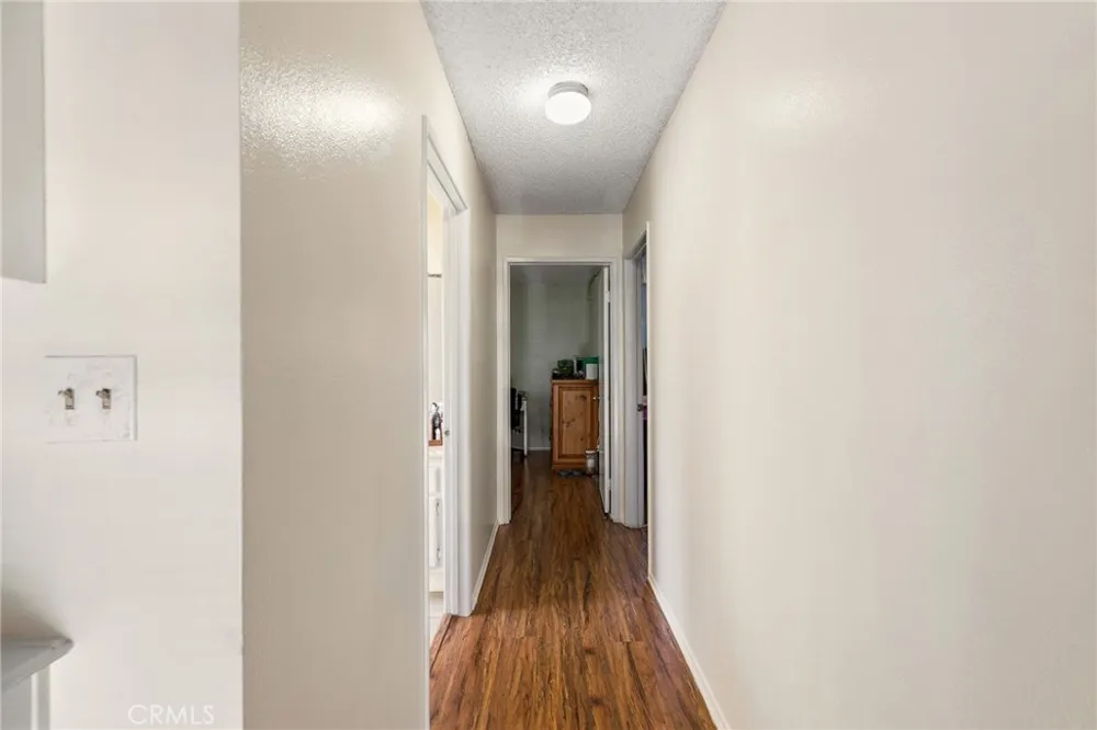 11545 Honeyglen Pacoima, CA 91331