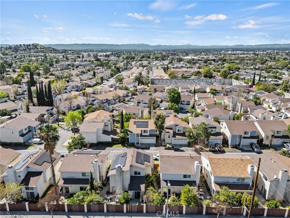 11545 Honeyglen Pacoima, CA 91331