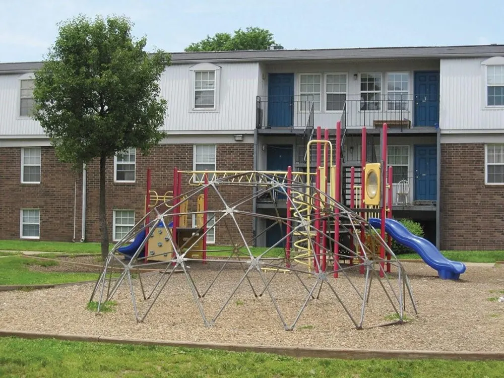 15491 401 Douglas Park Other, KY 40214