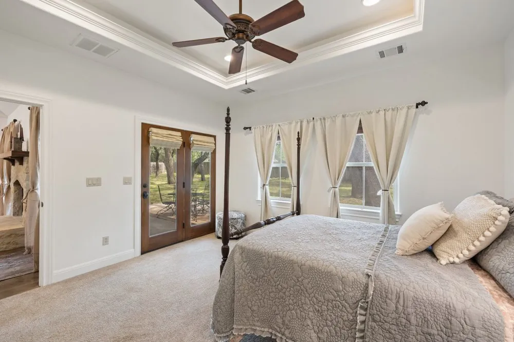 101 Winding Oak Drive Johnson City, TX 78636
