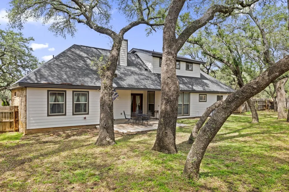 101 Winding Oak Drive Johnson City, TX 78636