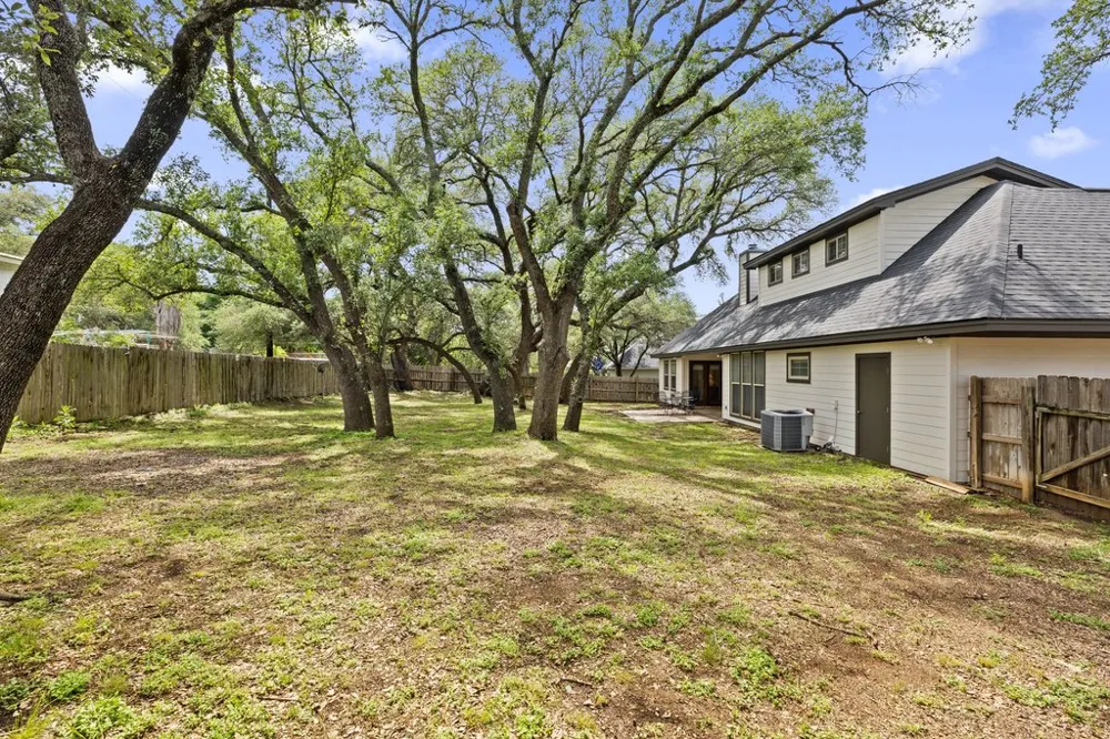 101 Winding Oak Drive Johnson City, TX 78636