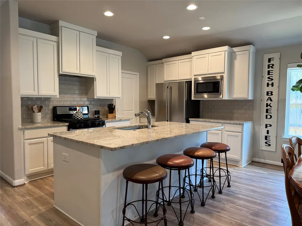 2336 Hagerman Road Conroe, TX 77384