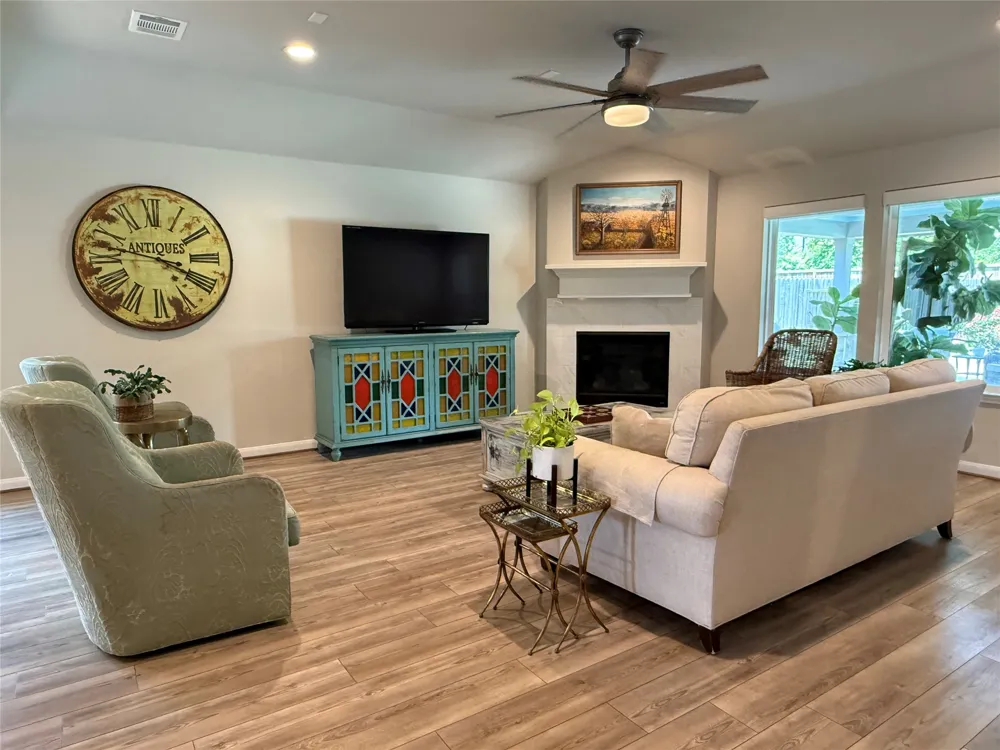 2336 Hagerman Road Conroe, TX 77384