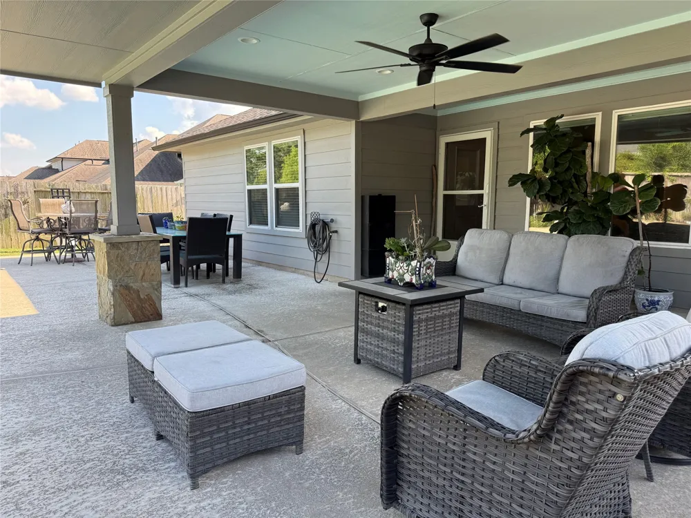 2336 Hagerman Road Conroe, TX 77384