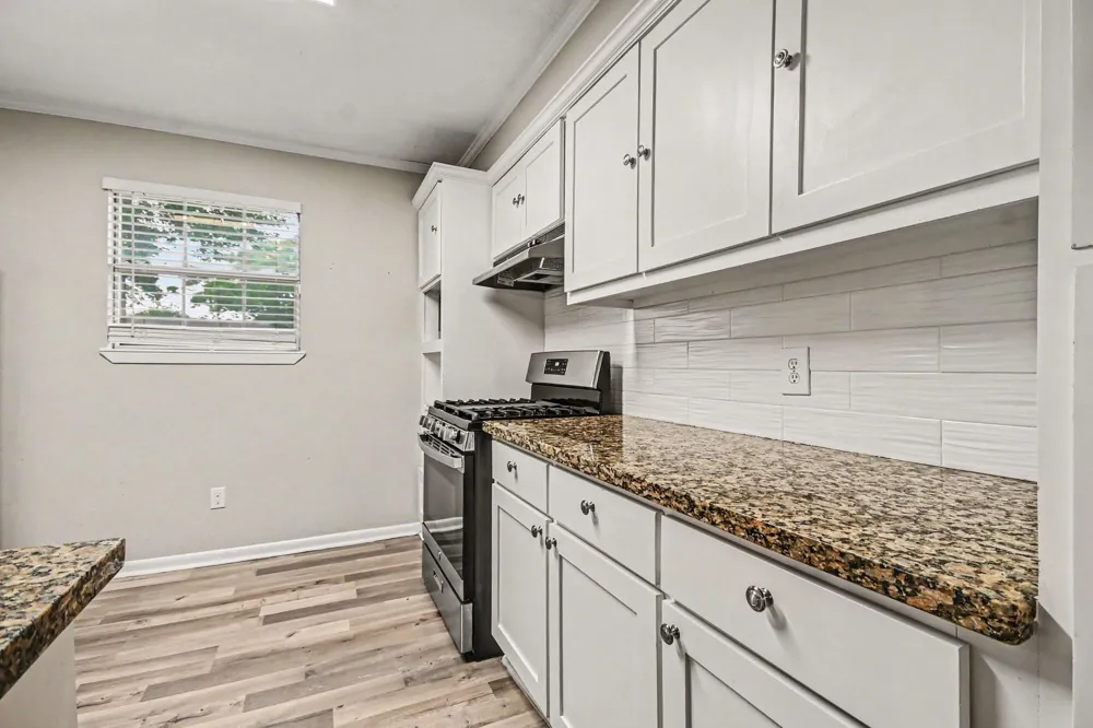 1917 Coupland Drive La Porte, TX 77571